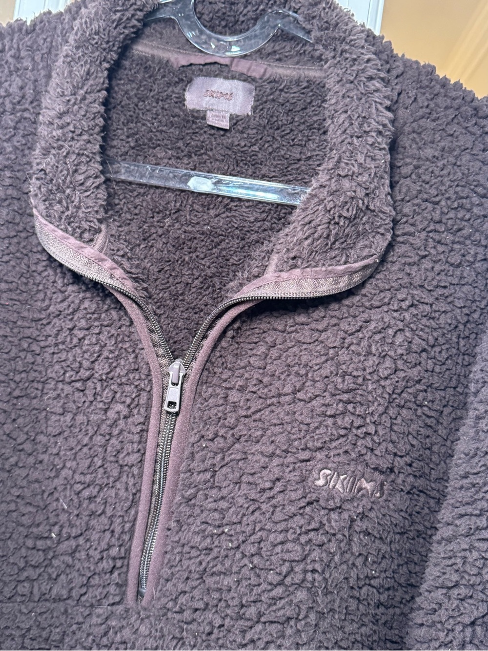 🧸🐻 SKIMS Dark Brown Sherpa Half-Zip Pullover 🐻🧸 - Picture 3 of 5